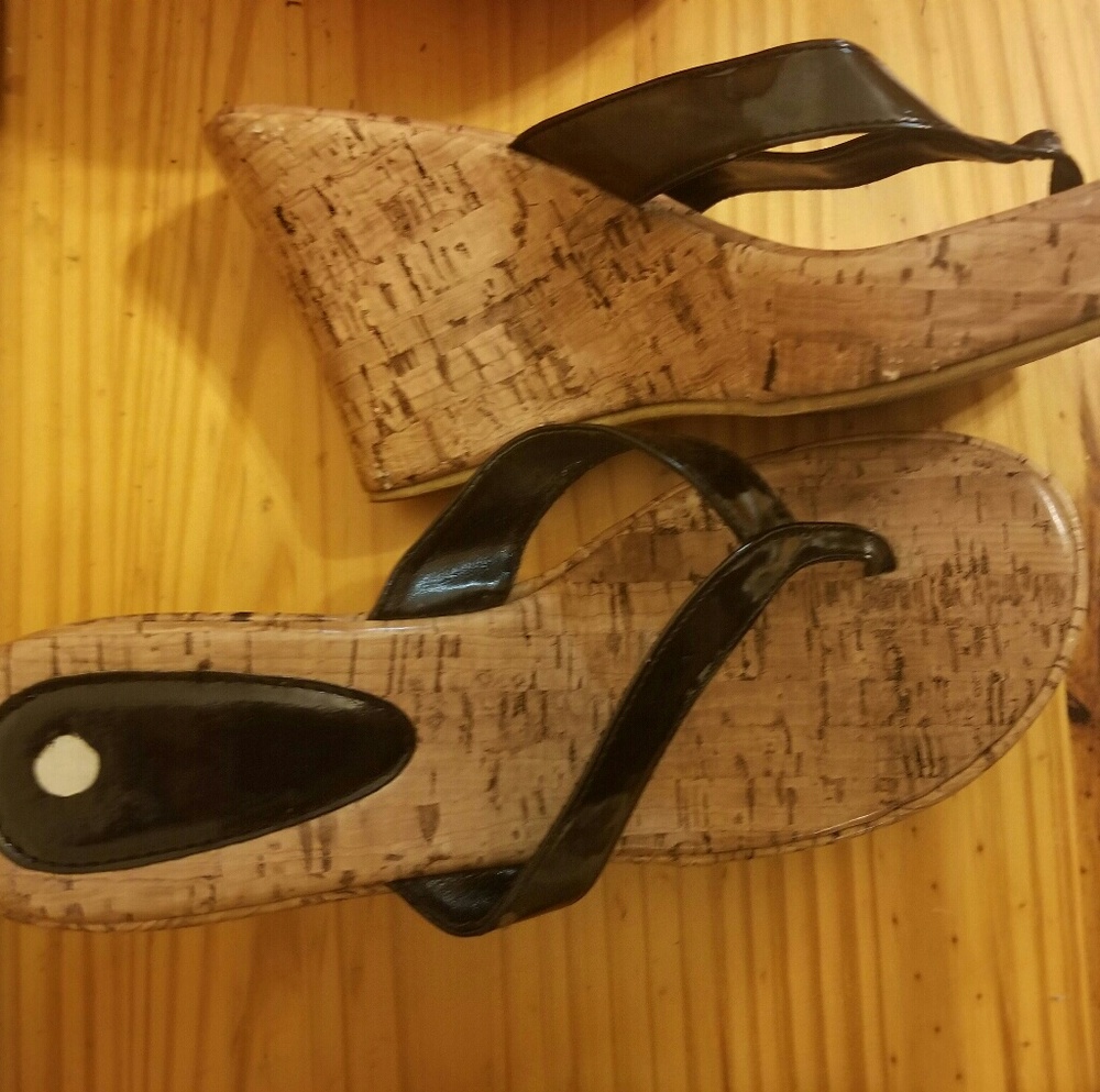 Sandle wedges
